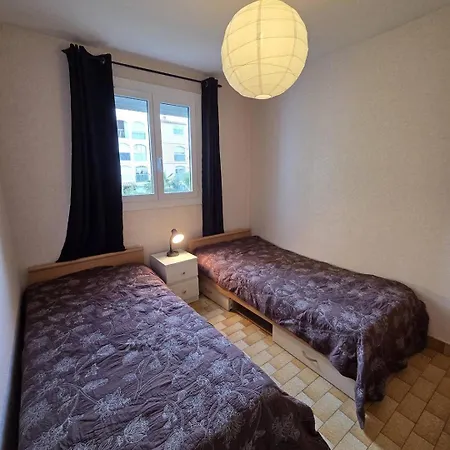 Genois Joli 2 Pièces 4 Pers Mt St Martin Proche Port Cap D'agde Appartement *